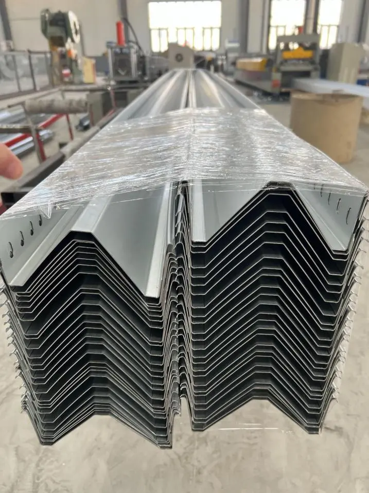 Acier ZAM pour système de montage solaire